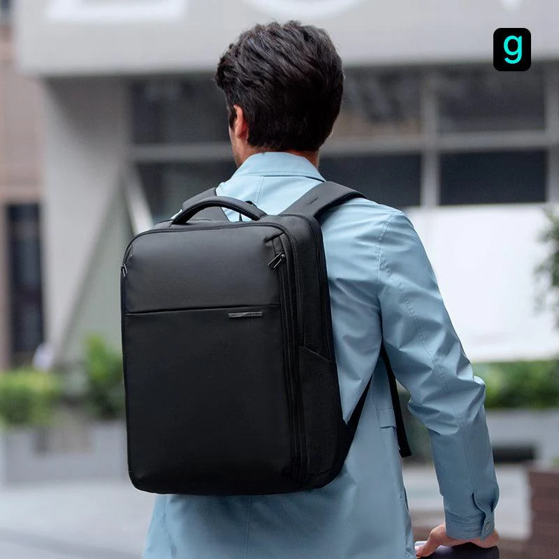 VenturePro: Large Capacity Business Travel Backpack 23L - Image 4